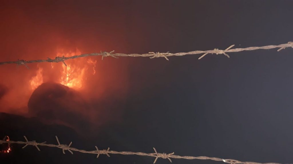 Stingere incendiu de baloți la Ferma 6 din Valu_Traian, FOTO ISU Dobrogea