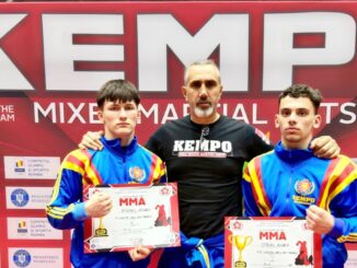 Campionii alături de antrenorul Ionel Crînguș