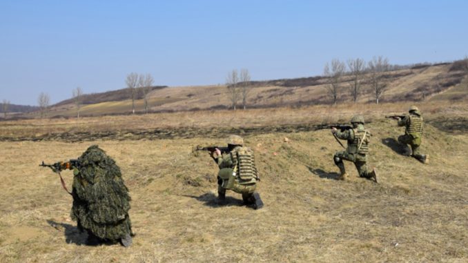 Ședință de tragere în poligon. FOTO Agenția Media a Armatei